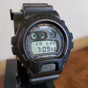 Vintage G-Shock Watch - DW-6900